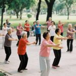 Bốn Hoạt Động Giúp Người Già Việt Nam Duy Trì Sự Dẻo Dai Tinh Thần và Kết Nối Xã Hội